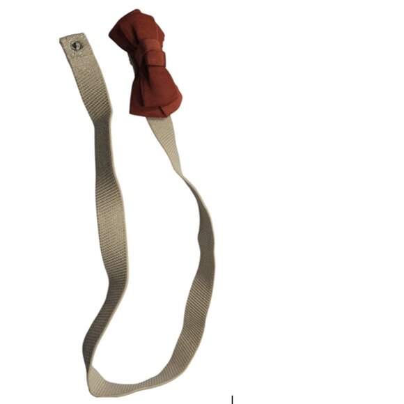 ✨ LOFT Textured Stretch Belt with Bow Accent – NEW - Size M/L ✨ - Picture 2 of 5